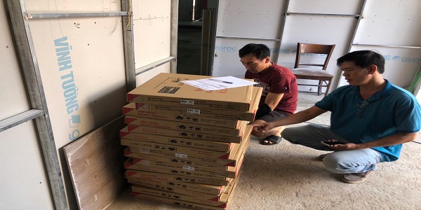 tấm Thảm Sàn Dán Keo